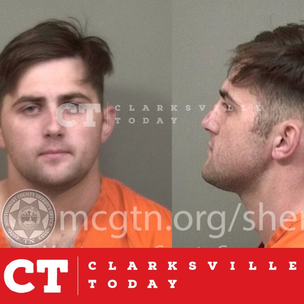 ClarksvilleTN's tweet photo. #ClarksvilleToday: Soldier Jason Mrzena pushes wife into door during argument
https://t.co/BPunrzDG06
#ClarksvilleTN #ClarksvilleFirst #VisitClarksvilleTN https://t.co/g7MFaKm93Y