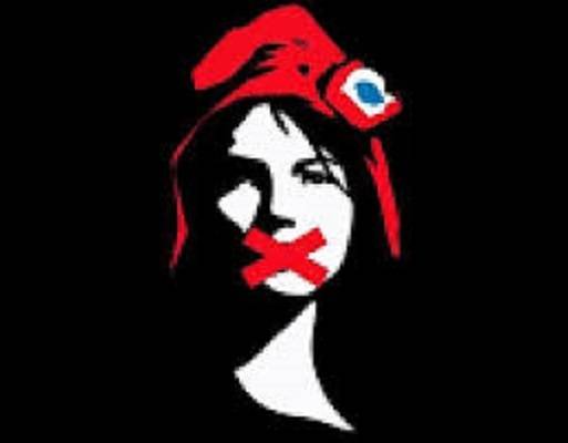 💥Colossale escroquerie !
Pour Macron, l'élection européenne est une Berezina.

Il dissout.
Mais c'est un nouveau déni de démocratie : le destin du pays devra se décider en moins de 3 semaines - c'est impossible, ce sera un chaos démocratique EN PLEIN ÉTÉ.