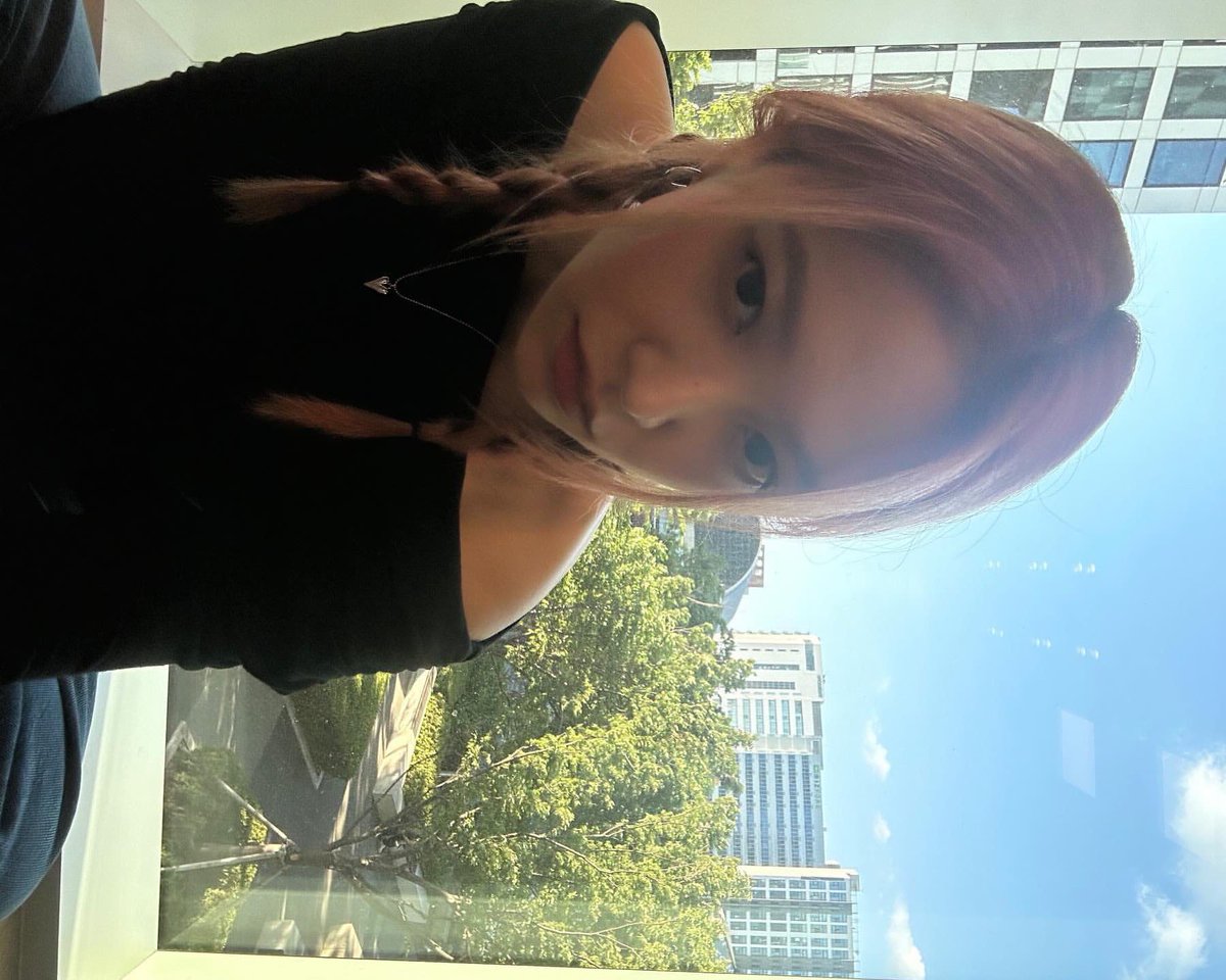 yeripics's tweet photo. yeri lately. ❦ https://t.co/h93m09yoZu