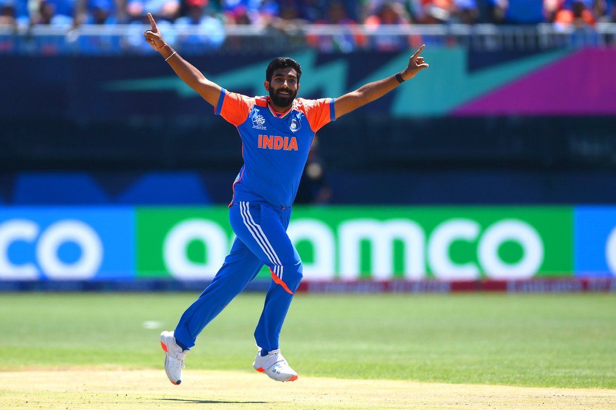 Shebas_10dulkar's tweet photo. Jasprit Bumrah (4-0-14-3)

Greatest ever 🙌🐐

#INDvsPAK https://t.co/CiSc1AnGb5