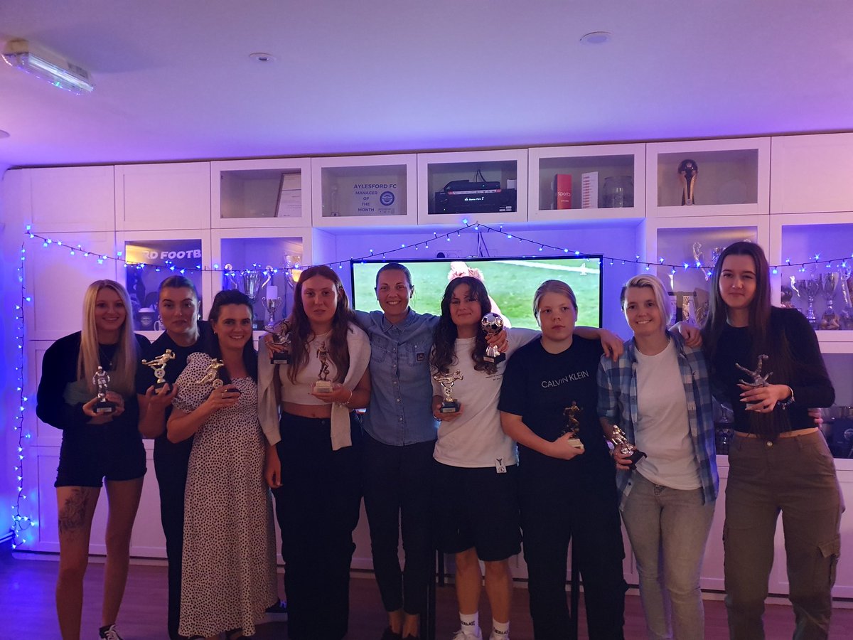 Presentation Night 🔵⚪️

Well done to all the winners this season!

1s
Players Player Jo &amp; <a href="/alex_witham/">Alex Witham</a>
Managers Player <a href="/BeckyBurnham1/">Becky</a> 
Top Goalscorer <a href="/bethhulme09/">Beth Hulme 🏳️‍🌈🤍</a>
Young Player <a href="/beccaelsley/">Rebecca Elsley</a>

2s
Players Player Zoe
Managers Player Jas
Top Goalscorer <a href="/EllaA2740/">Ella</a>
Young Player Issy