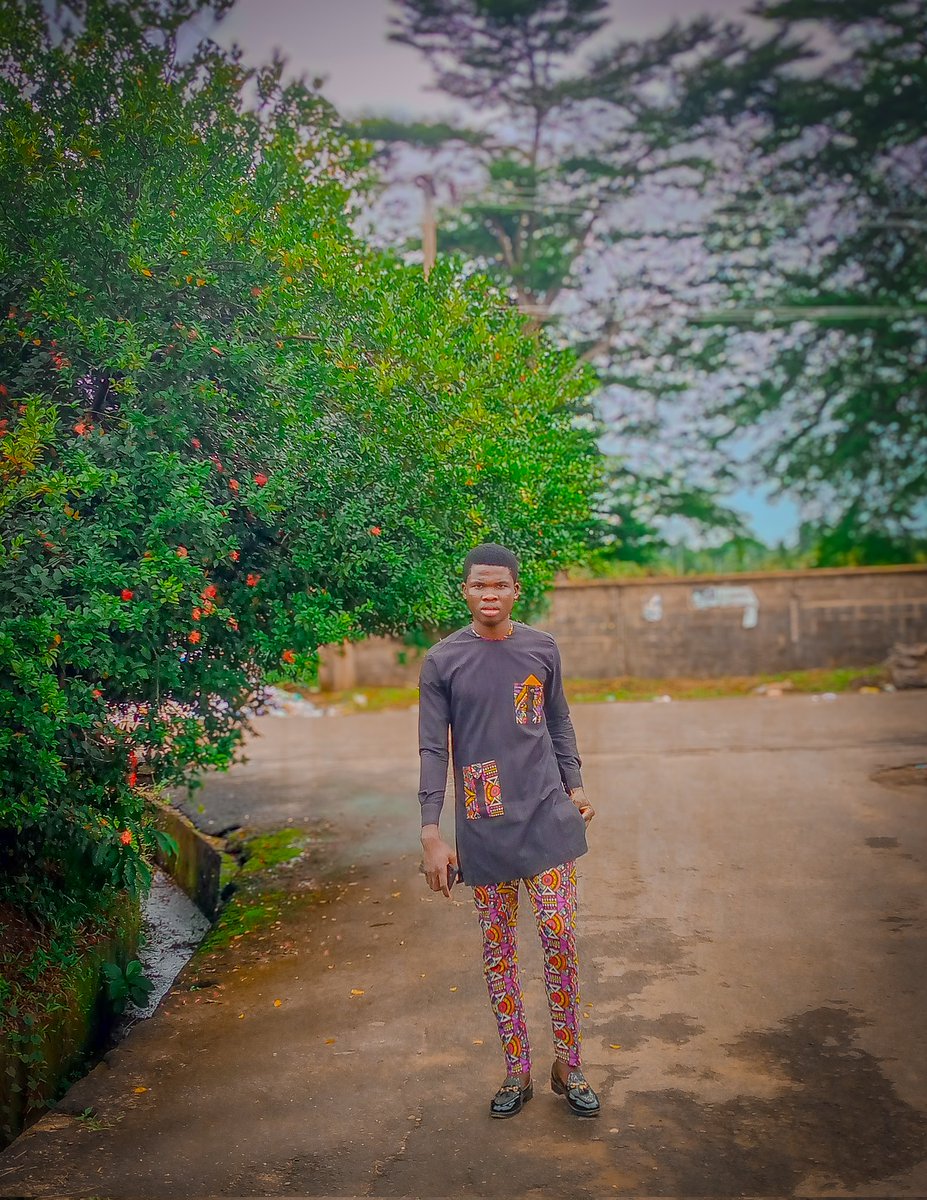Promzy_ify's tweet photo. Happy Sunday✝️🌟 https://t.co/j7YE6sD5c8