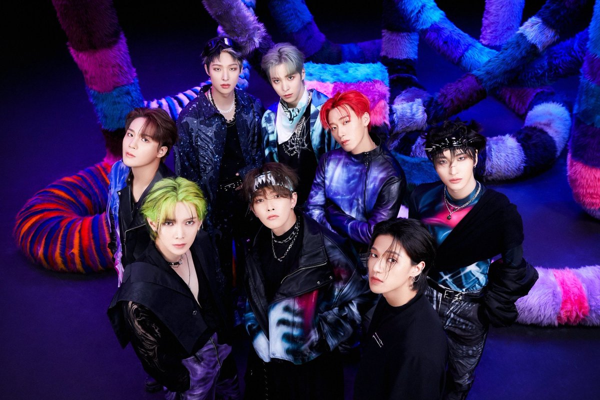 ATEEZ earns their fifth consecutive Top 10 album on the Billboard 200.

#1. The World EP.Fin: Will
#2. The World EP.2 : Outlaw
#2. GOLDEN HOUR: Part 1
#3. The World EP.1 : Movement
#7. Spin Off : From The Witness