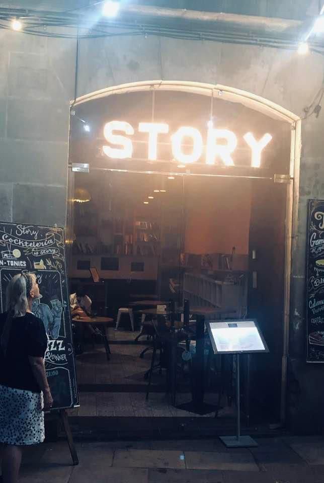 What’s your play about? We can help you. Our zoom workshop kicks off on Tuesday! Be quick. Few places left.  #Playwriting #Theatre #NewWriting cartermyers.online