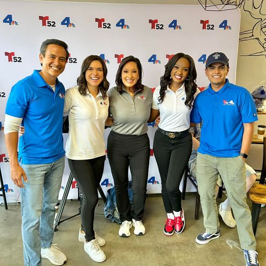 RobinWinstonTV's tweet photo. 🌟Monday is a fresh start! Believe in yourself and embrace the opportunities ahead. Tune into #TodayInLA on @NBCLA for your daily dose of inspiration and news! 💪📺 #MotivationMonday
https://t.co/dzoLI0QTy8 https://t.co/nHl9HUPObq