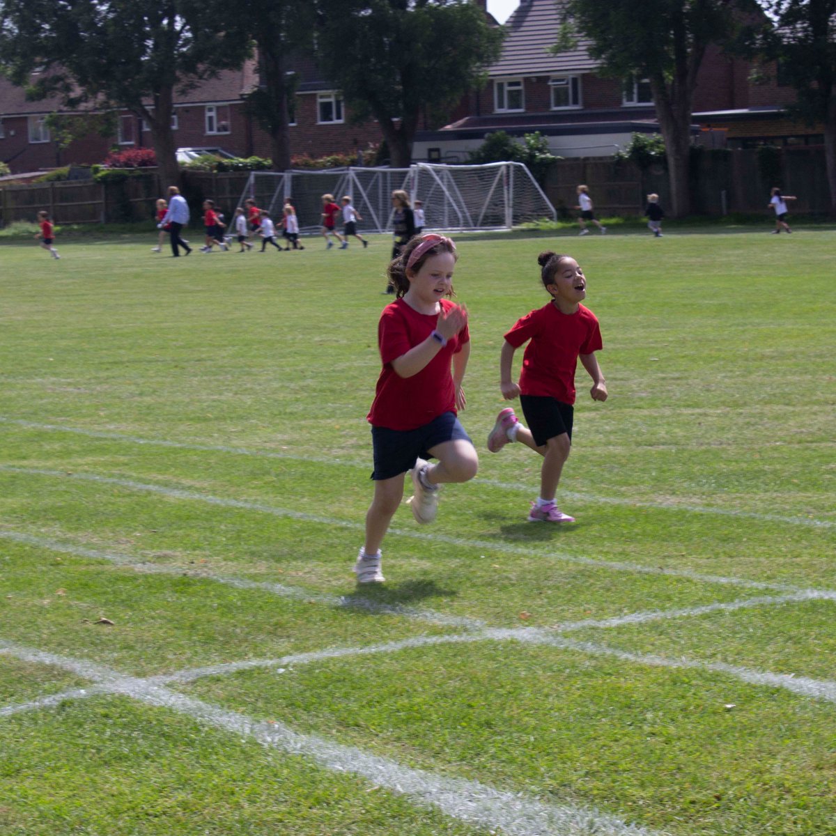 LancingPrepWthg's tweet photo. Our Nursery, Pre-School and Pre-Prep children ran 5 laps around the school field earlier this week for the Bannister Mile sponsored run. Well done to all of them; they did a fabulous job! #LPW #LancingPrepWorthing #BannisterMile #SponsoredRun https://t.co/pK909n6cU1