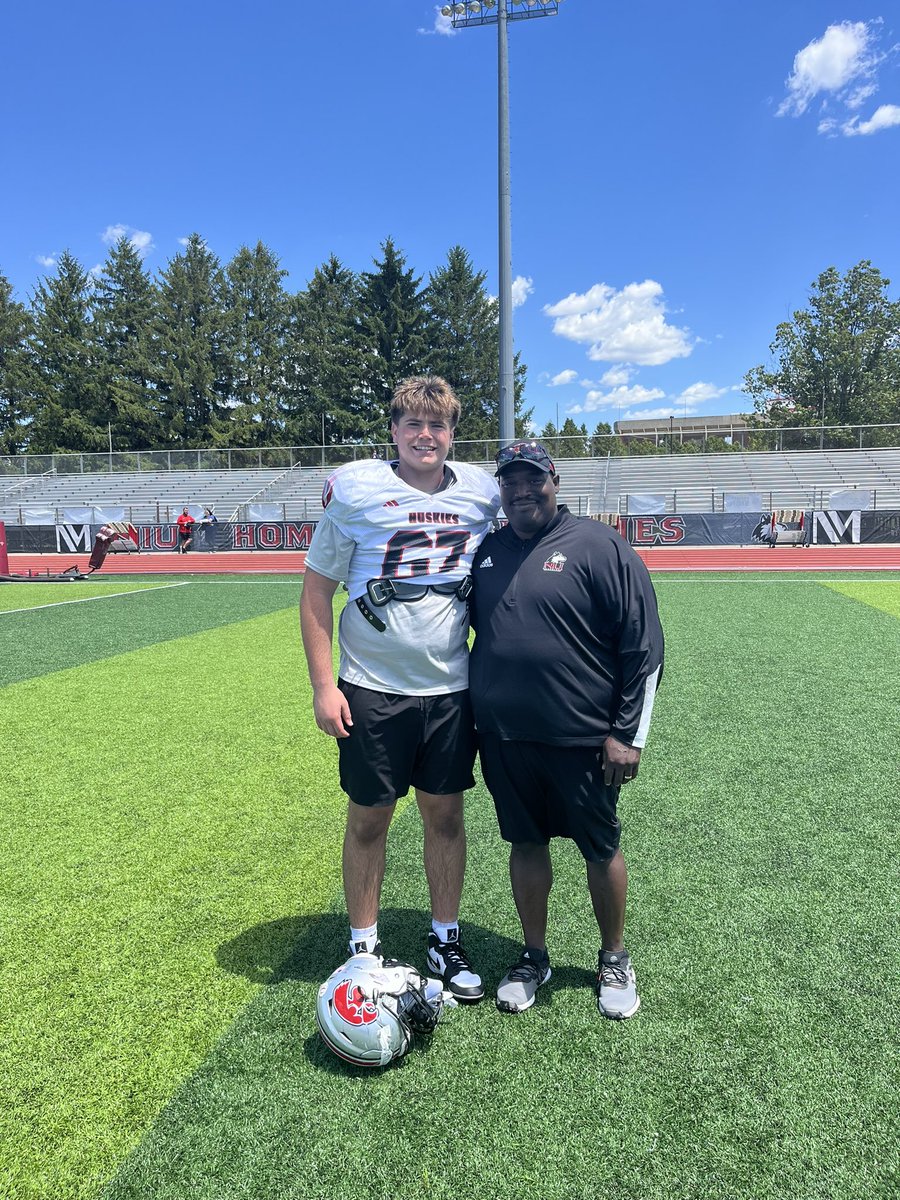 After a great camp and conversation with <a href="/NIUCoachHammock/">Thomas Hammock</a> I’m proud to say that I have received a scholarship offer from <a href="/NIU_Football/">NIU Football</a> !
<a href="/CoachLMeadows/">Luke Meadows</a> <a href="/mooremt09/">Mitchell Moore</a> <a href="/CityHighFB/">City High Football</a>