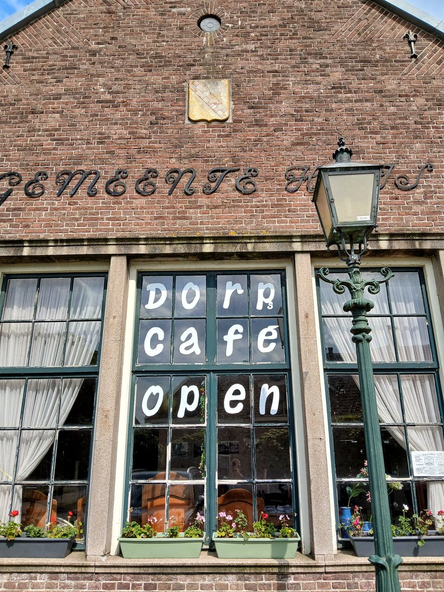 Laura de Graaff tweet media