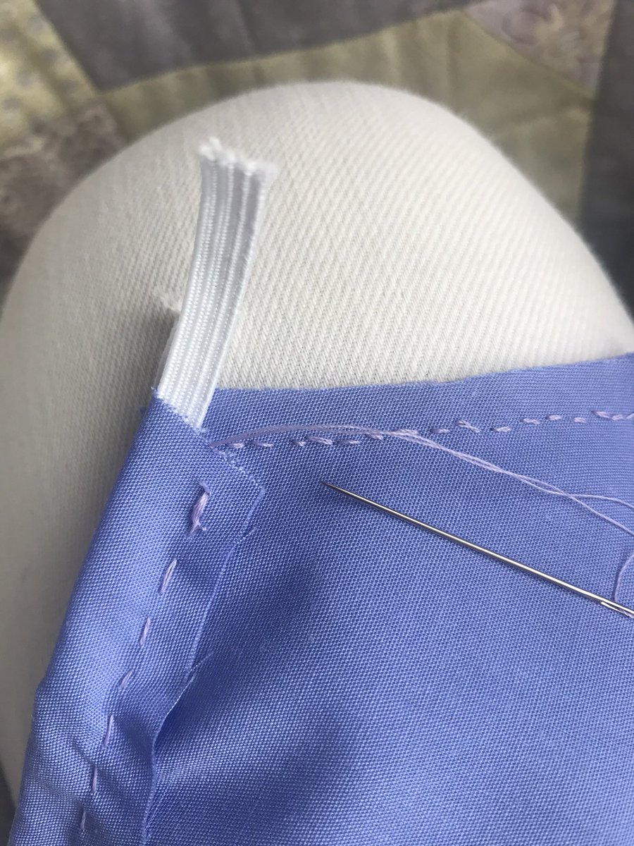 FredTedOlga's tweet photo. Ten #ShortsTutorial obviously this can be done on a machine if you are lucky enough to have access to one. Now before you gather your elastic you need to sort out the back seam. If you need to leave tail space you can sew both sides independently and then sew them together https://t.co/lVI20ETgDA