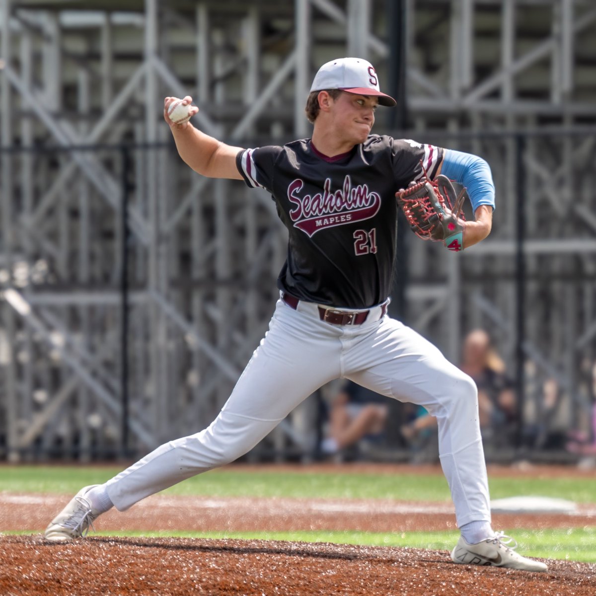 Seaholm_BSBL's tweet photo. Seaholm Maples drop Regional Final Game to Brother Rice 2-4 despite being tied at 2 going into the 6th
@kyle_robbins_ 6IP 4H 3ER 6K
@GrandenKinnie 2H 2B RBI
@nick_shenefelt H RBI
@AIDENWOLF02 H
@quackjelly BB
@ColdWeatherBats @StraightGasMI @PBRMIScout @ThePrep3 https://t.co/EMrhfvCgij