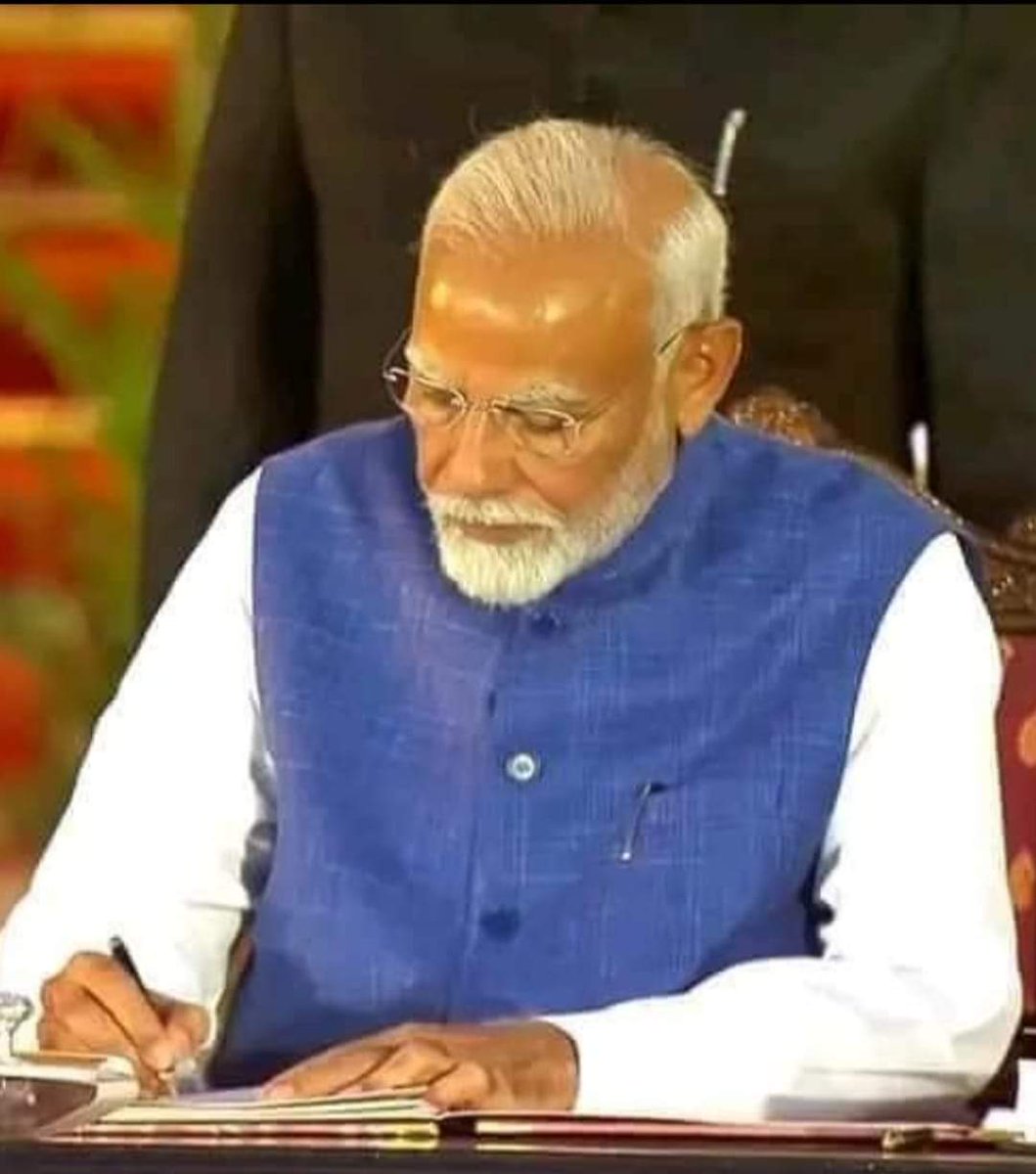 ChhandaDebbarma's tweet photo. फिर एक बार मोदी सरकार...
#Modiagain https://t.co/HobPwFvc4q