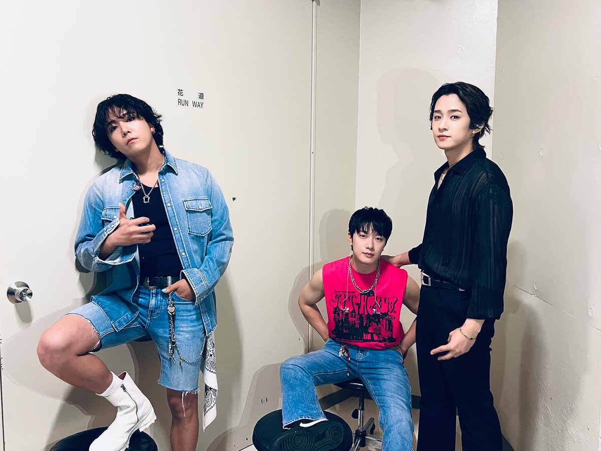 ftjoy's tweet photo. 240609 saico0111 insta update

#hEyDaY #youhaveworkedhard✨ #foralongtime　#together #playingwithme #thankyou! #withtoday #Heyday #tour #hasended #really #thankyou #SeeUsoon #atPulse #Seeyou #🏄‍♂️🏄🏻‍♀️🏄🏼 https://t.co/ZhRT0LR9rM