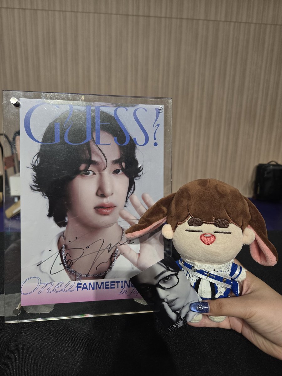 086860's tweet photo. 横浜追加公演で久しぶりにオニュに会えた～😭直接｢おかえり｣って言えてよかったぁ。
Alwaysやレイニーブルー聴けて、一緒に밤별노歌えて…本当に幸せな時間だった☺️💕ENDLESS RAINも即興で上手すぎるし！(また聴きたい！） https://t.co/EAKqZhGveD