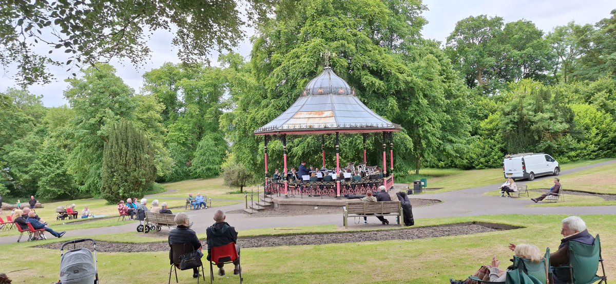 tredegarwales's tweet photo. Week 3 of 10 @TredegarCouncil Bands in the park event at @BedwelltyHouse is the @CrossKeysBand.

Pics: @ashleym82

#Tredegar #TredegarWales https://t.co/g0vNVFRiHK