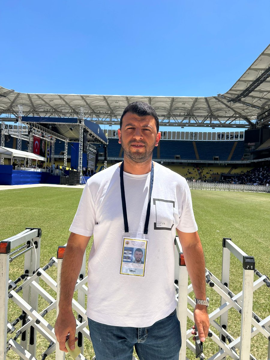 avyenerparlak's tweet photo. Kongre üyesi ve taraftarı olmaktan onur duyduğum Fenerbahçemiz için oyumu kullandım.
Kazanan Fenerbahçe olsun💛💙 https://t.co/k1Cqi1tFG9
