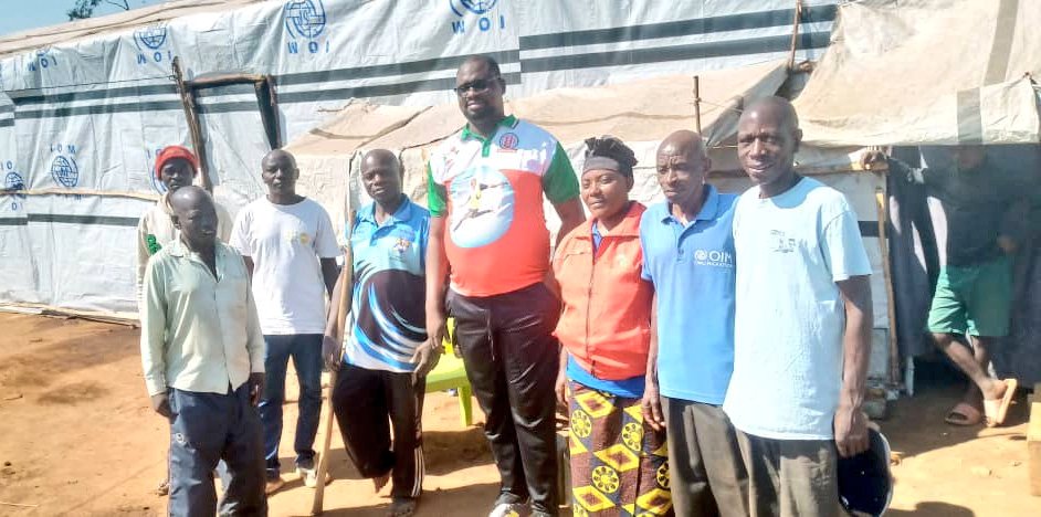 CnddFddNtahan's tweet photo. En tant que Président de l'association des Natifs de #Gatumba, MSc Ir @NijimbereFlori4, Secrétaire adjoint du @CnddFddNtahan, a visité #Matyazo ce dimanche 09/06/2024. Il a apporté un message de réconfort et d'espoir à la population de Gatumba, victime des inondations #Solidarité https://t.co/Srx1rjUGkV