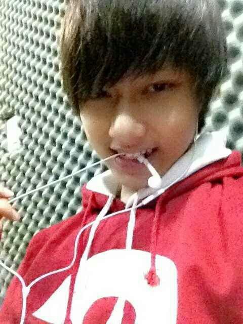 EVERYW0NWOO's tweet photo. lablab kita always muah xx😘😘💝💝 Happy Birthday ulit,,, take care always labyou. be marupok 🤣 joke🥰HMMM eto na yung mala MMK kong pagbati ng LONG SWEET MESSAGE for your😜 28th bday 💘🥰 Sana walang magbabago mahal n mahal kta be jejemon hhahaha! jk lng🥳🥰💖💞💝 #anggandako https://t.co/HlEpwRX5Wh