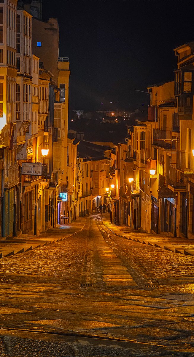 REDO_101's tweet photo. @patobonato Zamora, España https://t.co/Cf5HhwFBZH