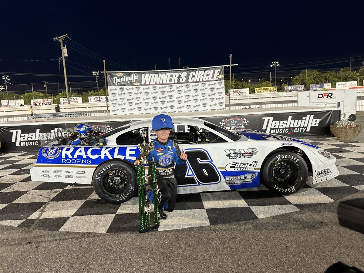 CurtisSuttonRW's tweet photo. @dawsonsutton26 wins at his home track of Nashville Fairgrounds Speedway last night. https://t.co/4osSg4AMsB