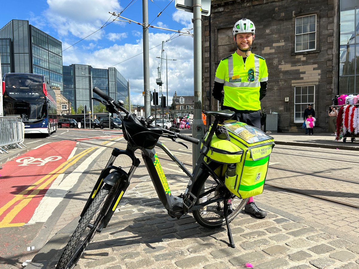 ScotRail's tweet photo. Say hello to Thomas, working from Haymarket today for @Scotambservice's Cycle Response Unit. Just one of several organisations working together today to keep everyone safe! ๐
#EdinburghTSTheErasTour #paramedic https://t.co/4UEU3TnfGK