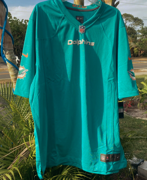 StyleWhys's tweet photo. Miami Dolphins Jersey NWT Nike NFL Football ON-FIELD With BLANK Size XL  https://t.co/a4stwMwdZE #nike #jersey4sale  #Dolphins #miamidolphins  #NFL #newwithtags #footballljersey #nikejersey  #nikeforsale #ilovenike #onlineshoping https://t.co/QvAOleFsAn