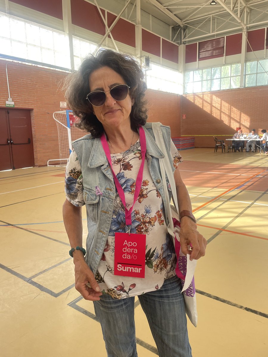 IU_Madrid's tweet photo. ❤️ Muy orgullosas de nuestra militancia que, una vez más, están a lo largo y ancho de la Comunidad de Madrid como apoderadas y apoderados de la candidatura @sumar, representando a #IzquierdaUnida.
🫂Gracias por vuestra dedicación
#ApoderadasIU https://t.co/8mtdYTmAn9