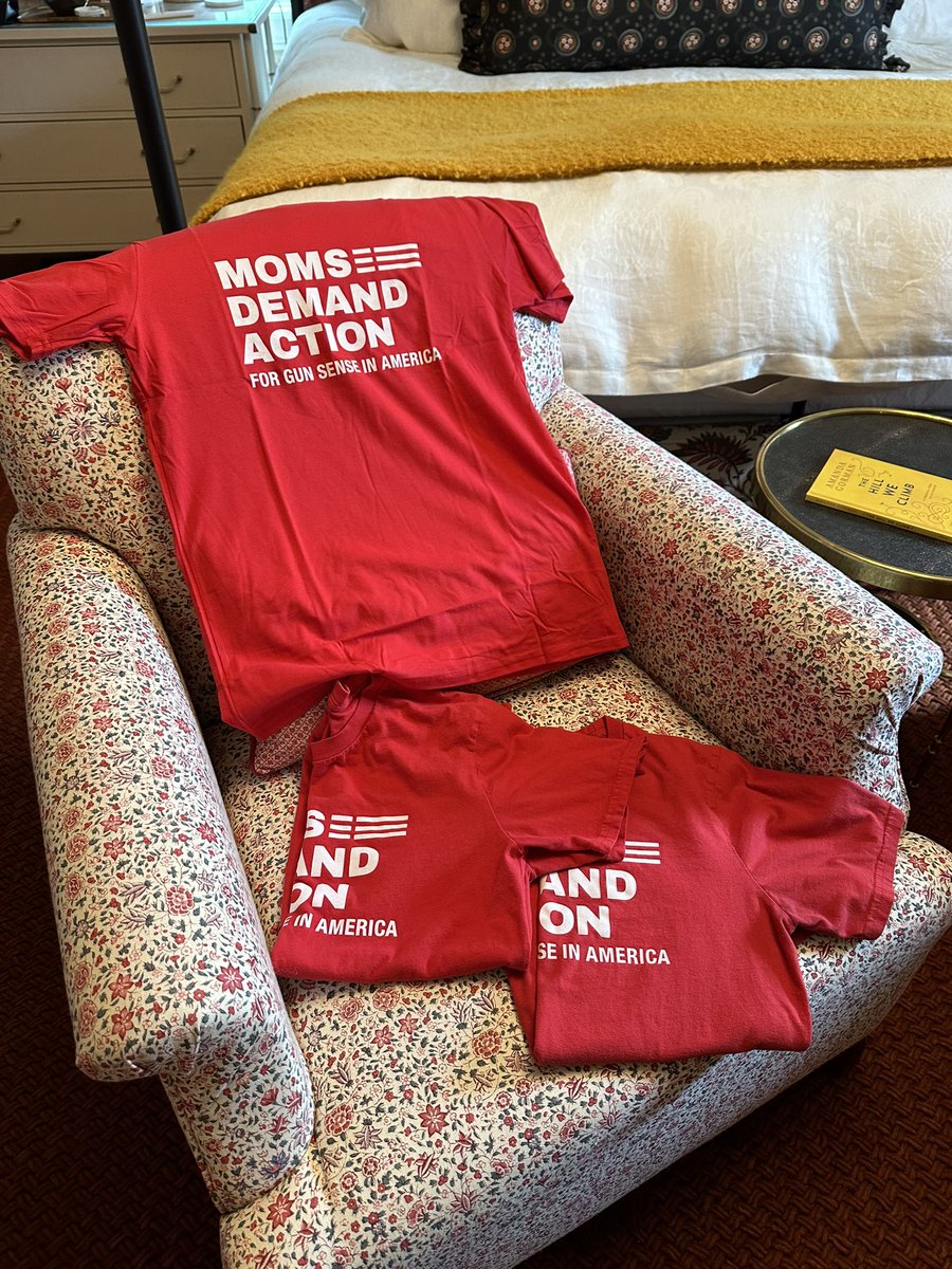 MeganTWick's tweet photo. Hmmmm, what to pack for Gun Sense University? Lots of red shirts and way too many shoes! Can’t wait to join 1000s of other @MomsDemand volunteers in Washington DC to advocate for common sense gun laws 💪🏻❤️ https://t.co/Tc4BuMdLQd