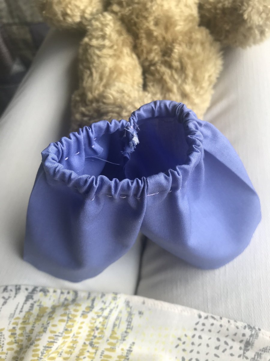 FredTedOlga's tweet image. Thirteen #ShortsTutorial now it’s time to turn them the right way round. Giles doesn’t mind how they’re stitched &he doesn’t have a tail which made it a little easier. You will get better - but look - if Giles had a jumper on - no one sees the stitches &he’s ready for the beach
