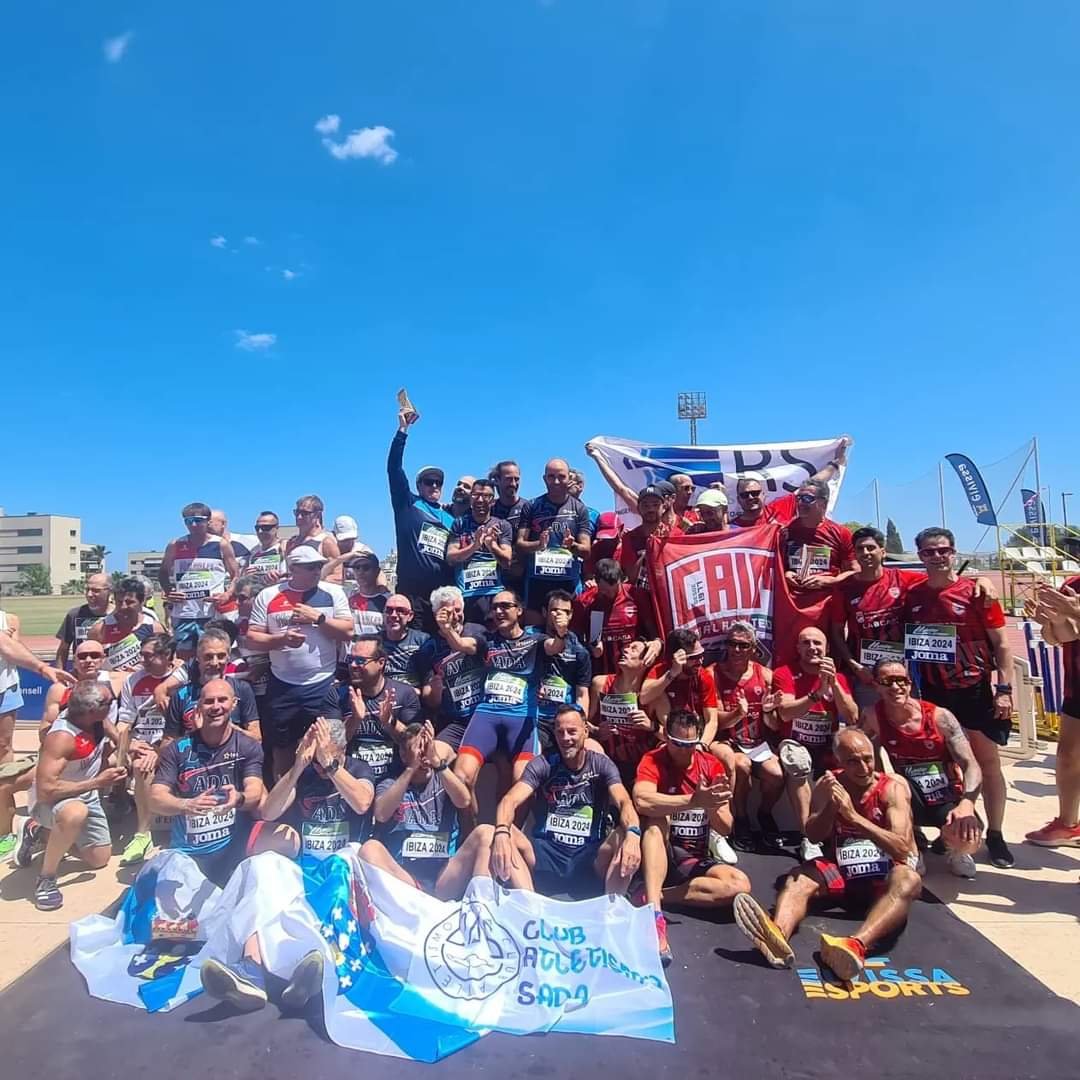 CAS_SADA's tweet photo. 💙💙💙💙💙💙💙💙💙💙

🏆🇪🇦 Campionato de España de Clubs Máster 1a División

🏆PODIOS #CAS🏆

🏅Equipo masculino
🏃🏃🏻🏃🏼🏃🏽🏃🏻🏃🏽

🥉Equipo feminino
🏃🏼‍♀️🏃🏼‍♀️🏃🏻‍♀️🏃🏽‍♀️🏃‍♀️🏃🏼‍♀️

📆 09/06/2024

📍 Ibiza

Aí están xs nosxs #atletasCAS, que arrasaron en Ibiza, celebrando os seus éxitos‼️
💪💪💪💪 https://t.co/FbqkX8b5zo