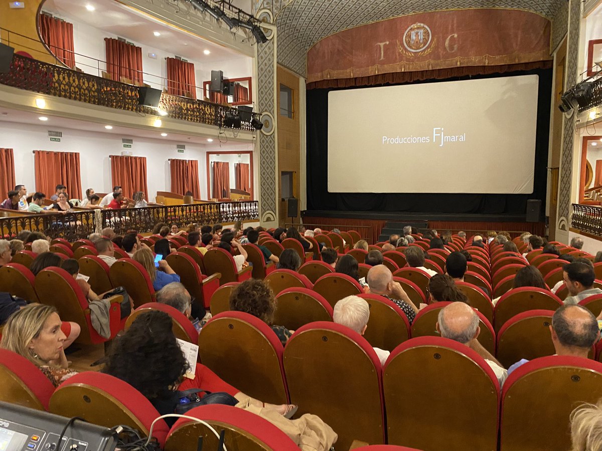 CinecParadiso's tweet image. Un año más el cine lorquino vuelve a brillar y mostrar todo su talento en el certamen cinematográfico A CORTA DISTANCIA 2024, cumpliendo su edición número 12. Enhorabuena a todos los participantes y al numeroso público asistente. #LORCA ES UNA CIUDAD DE #CINE