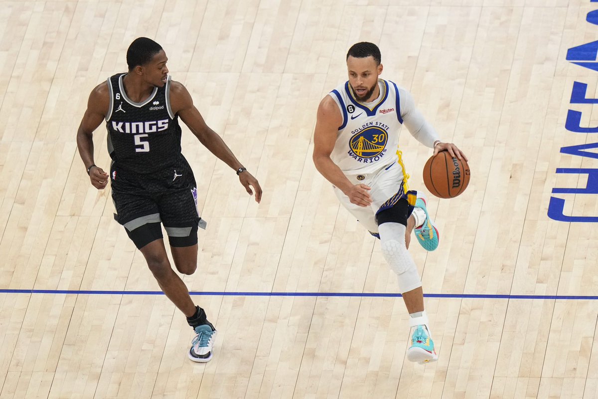 ALinCALI22's tweet photo. Fun fact: The two most watched first round playoff games in the last 25 years are:

Kings-Warriors Game 7, 2023 (9.8M)

AND

Kings-Jazz Game 5, 1999 (11.2M)

But I thought no one cares about the Kings 🤷‍♂️ https://t.co/gEEr4xx5Cf