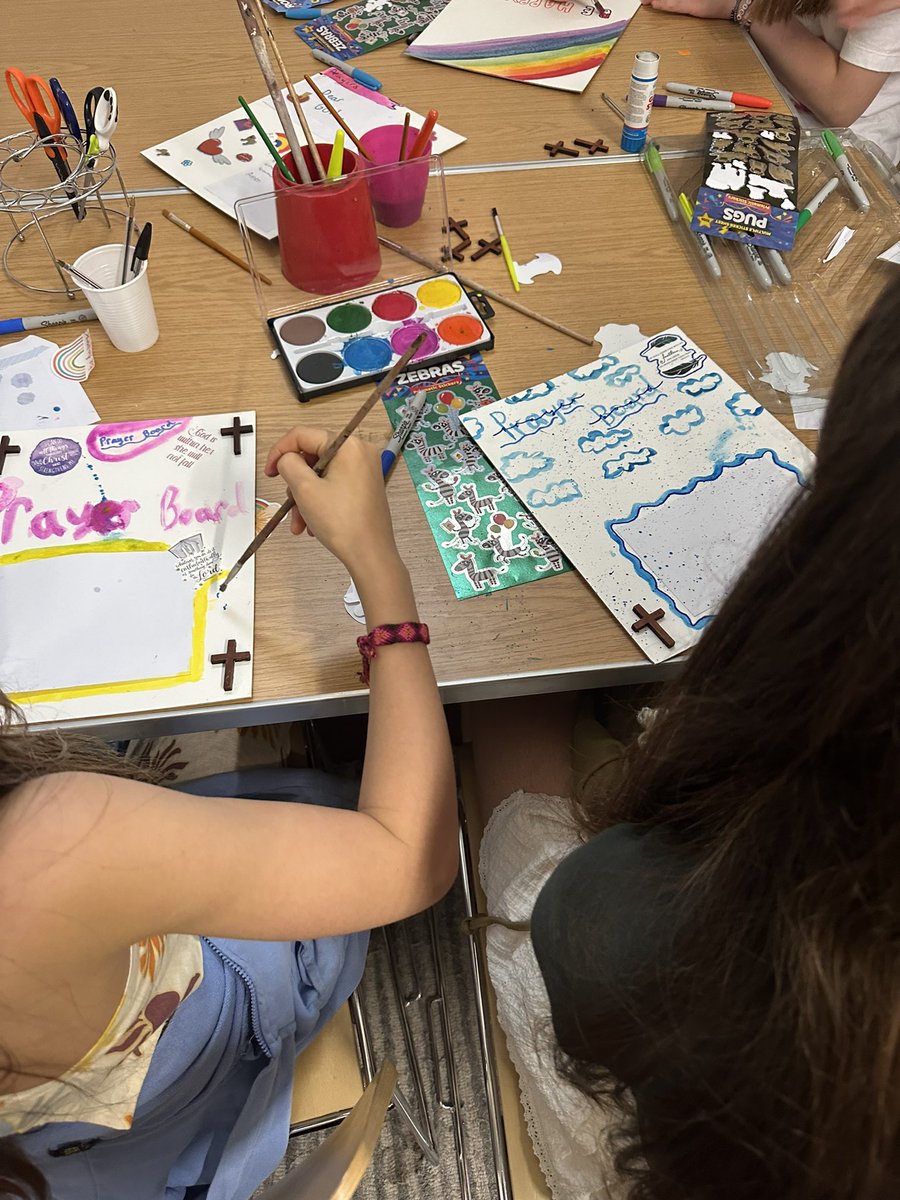 SGTMLondon's tweet photo. Beautiful prayer boards created in Sunday school today. https://t.co/v0t2NmO1d5