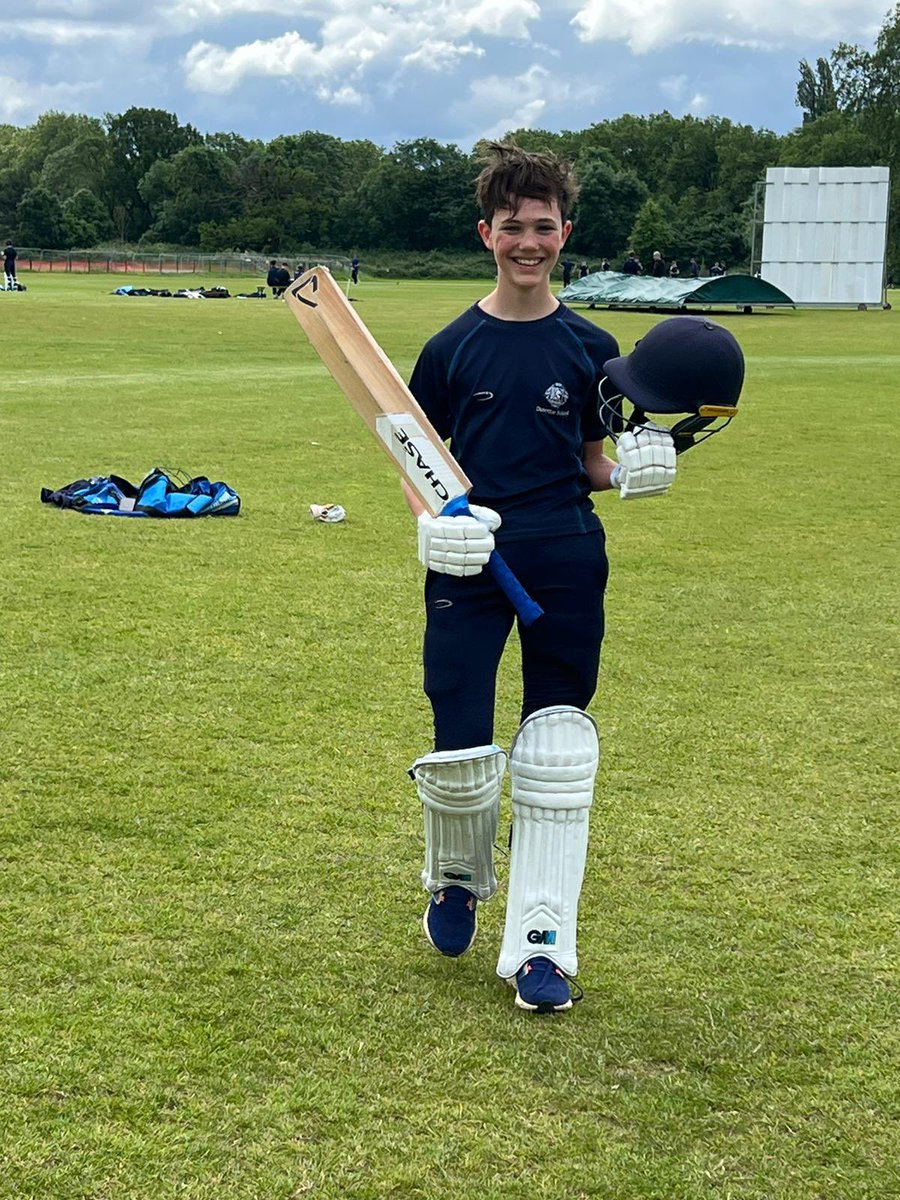 JTCACricket's tweet photo. Well done to Callum M on his maiden 💯 for @DunottarSchool - a fantastic knock off 52 balls! #TrainHardPlayEasy https://t.co/HQ8sq7Ku0F