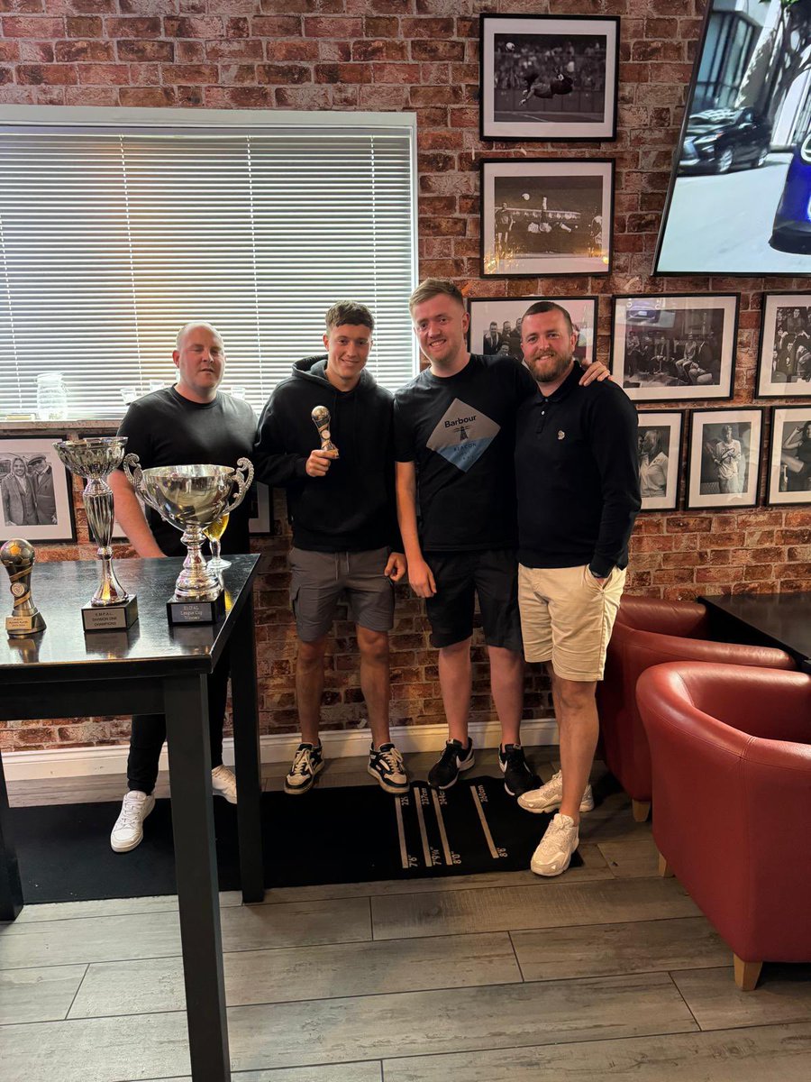 FcPoets's tweet photo. Winners:

Players Player: Jack Harrison
Managers Player: Jack Harrison
Supporters Player: Lewis Wilcox
Supporter Of The Year: Brian Kelly
Committee Player Of The Year: Liam Taylor
Top Goalscorer: Liam Taylor

ONE MORE YEAR!

💙🖤 https://t.co/9VuOzNAO9g