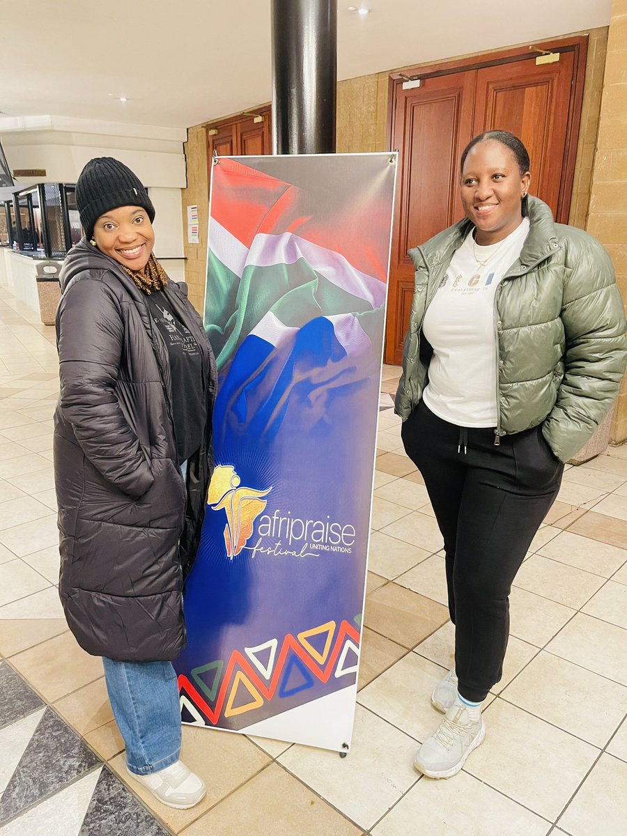 earthlingbeast's tweet photo. My toxic lovers together in the good and blessed days. #afripraise
@Fadzeym @georgia_tsetana https://t.co/q6Mboj9VlE