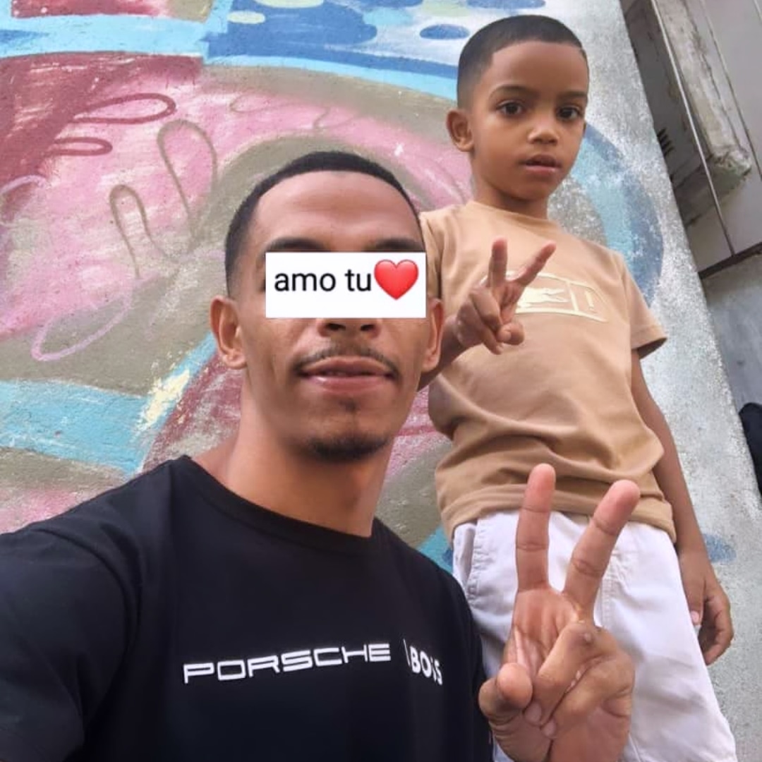 lp22222's tweet photo. Te amo filho meu casca de bala...❤️ https://t.co/aSapKf8GN6