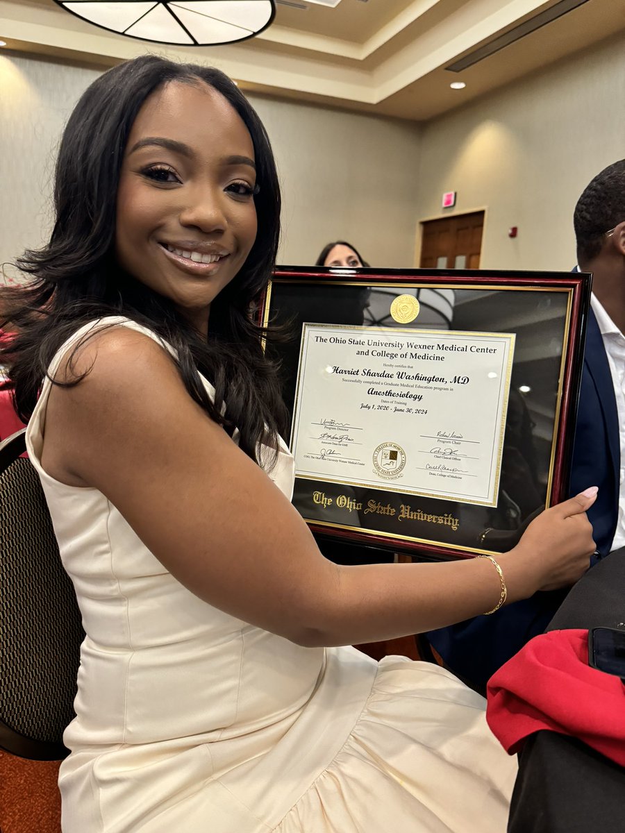 LytriceMurray's tweet photo. Attending the graduation ceremony for my sister Dr. Harriet Washington. M.D. at Ohio State University.  Dr. Washington is a first generation college graduate from Rural Alabama. Never underestimate the power of planting a seed!  @6thchildMarlon https://t.co/mzZzaglC81