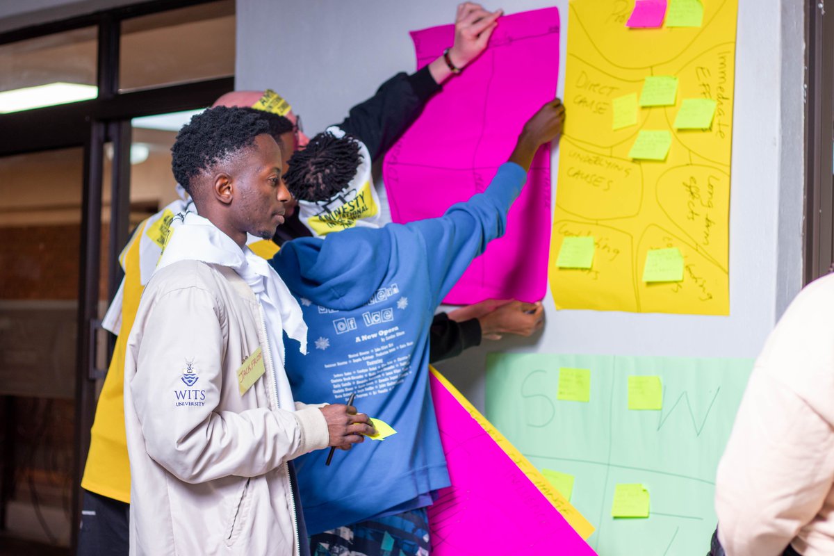 Young people play a key role in Amnesty International’s vision of a world in which every person enjoys all human rights. At Amnesty International we work with and for young people on the issues that are most relevant to their lives.

#YouthPowerAction