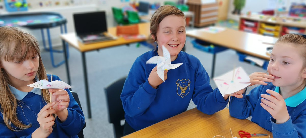 CNES_STEM's tweet photo. Many thanks to Kalina our lovely STEMazing role model for a fantastic set of STEM workshops. Pairc School pupils explored renewable energy in 'Planet Protectors' and learned about energy transfer, making  Potential Energy Poppers in the 'Energy Explorers' workshop. @STEMAZING1 https://t.co/hDuHyLSK0C