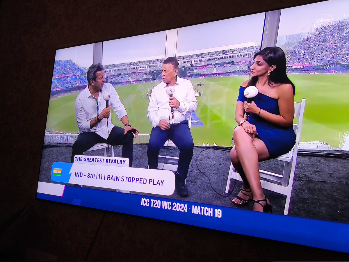 anigma55's tweet photo. This is 4k quality as per hotstar.  It doesn't even feel like Full HD. They charge for 4k and deliver this. Pathetic #IndvsPak #T20WC #Disneyplus #Hotstar #4k #nakli4k https://t.co/XzDopwdZZt