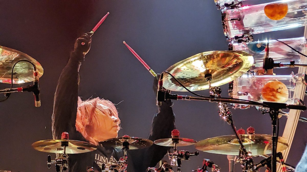 11082's tweet photo. 永遠を願う一瞬🙏

#LUNAPIC
#LUNASEA35th #ERATOERA
( 2024.06.09 / 市川市文化会館 ) https://t.co/BxH1TW2TBb