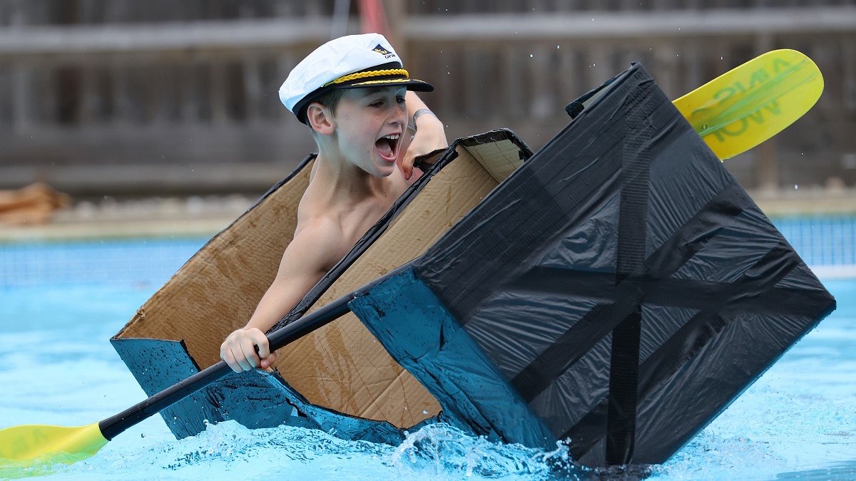 SFSOxford's tweet image. Canoes made from cardboard, bin bags and gaffer tape…..what could possibly go wrong?! Some of the boys creations fared better than others but in the end of the day, the boarders had enormous fun! #iloveboarding #boardingweekend