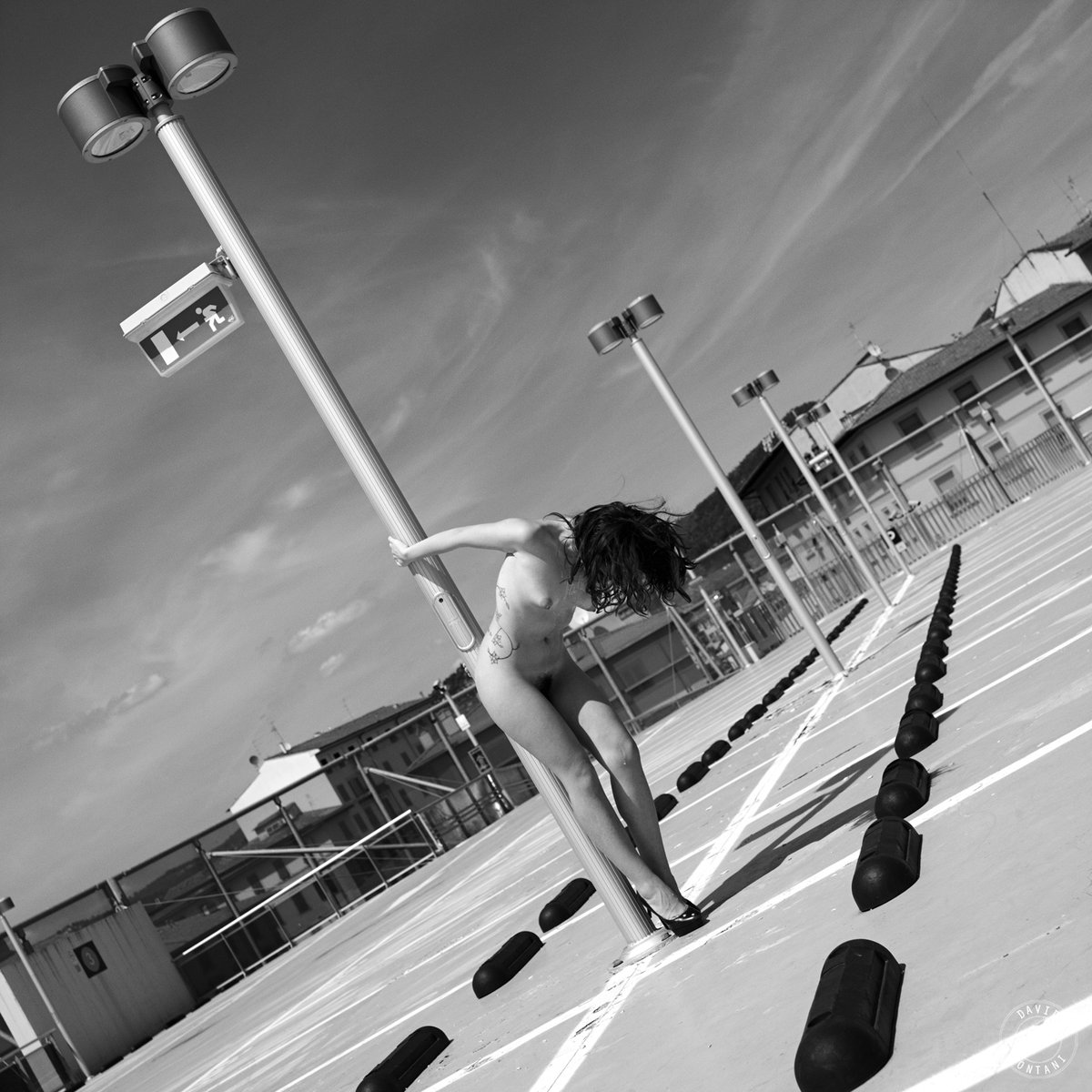 DavidFontani's tweet photo. From "Free Parking" series
#davidfontani #foemina #hasselblad #blackandwhite #bw #NudeArt #Naked #Nude #NakedArt #NakedArtistic #portrait #fineart #fineartnude #urban #parking #sun #brunette #body https://t.co/89zJWeg4xk