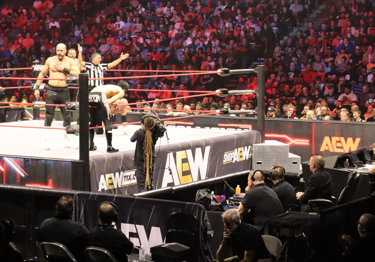 BackAtTheMac's tweet photo. Thank you so much to all the amazing fans who joined us for the electrifying AEW Collision LIVE event last night! π€Ό
#backatthemac #wrestling https://t.co/o7qULO7slM