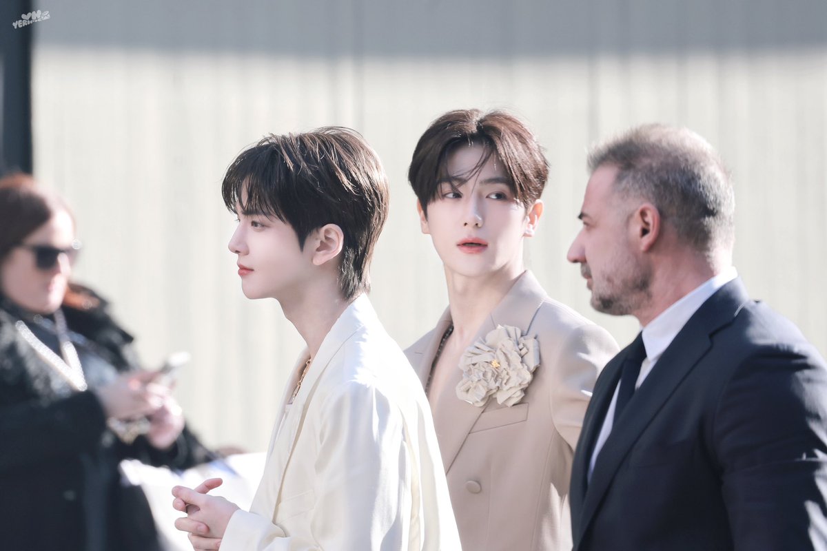 with0nRiceee's tweet photo. #현재 🤍 #영훈 𝓘𝓷 𝓜𝓲𝓵𝓪𝓷💒

#THEBOYZ #더보이즈 #밀빵 
#HYUNJAE #YOUNGHOON https://t.co/ouRqXT2Gd3