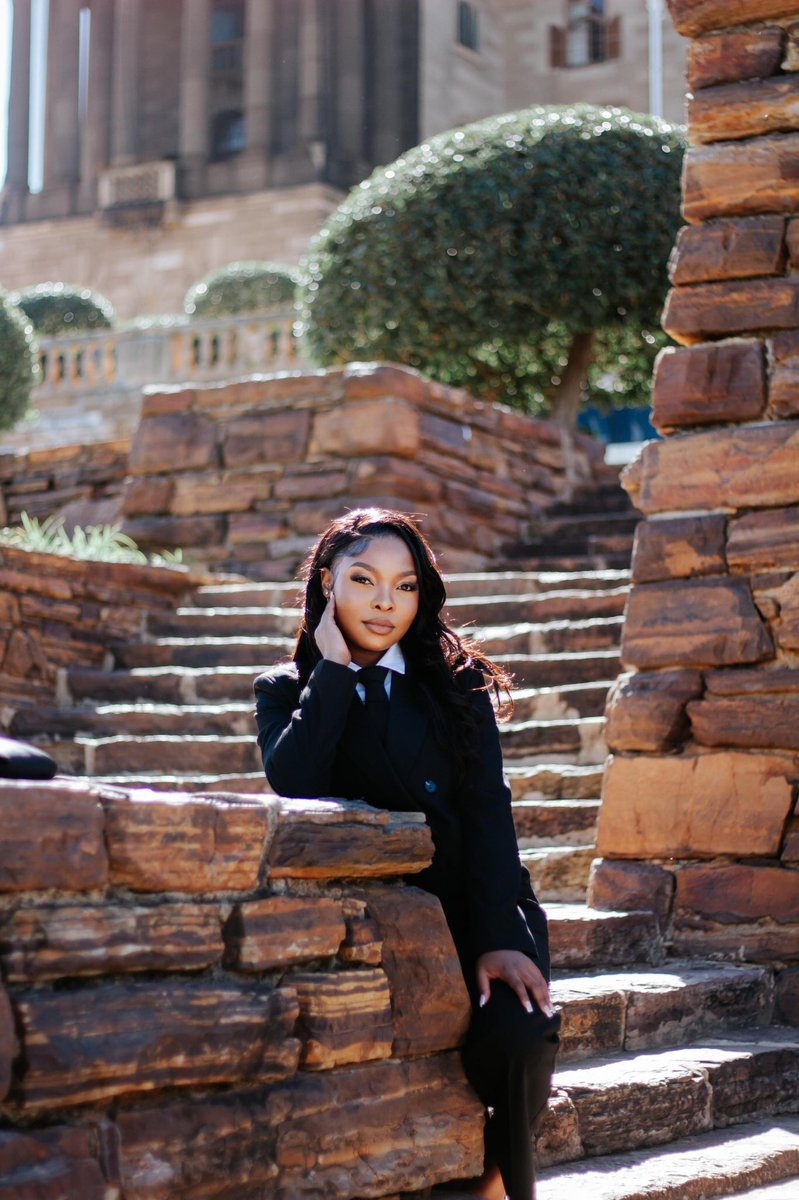 itu_nodash's tweet photo. Big Fish👩🏽‍🎓🎓 https://t.co/StJfwEoFXr