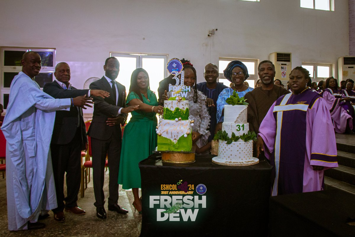 VBCmokola's tweet photo. #Grandfinale
#ESHCOL2024
#FreshDew
#31stanniversary
#VBCMokola
#VineBranchChurch
#Ibadan https://t.co/dbSzqlMjFu