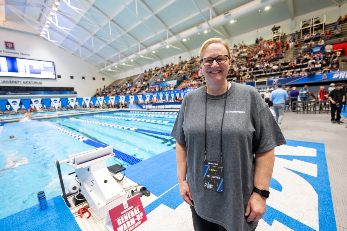 IndSportsCorp's tweet photo. Let's make it happen! Our volunteer teams are what will help us execute the 2024 @USASwimming Olympic team trials. 🤩 

Join our volunteer team today: https://t.co/Qv7x4nSM5H https://t.co/vwKoefZcN2