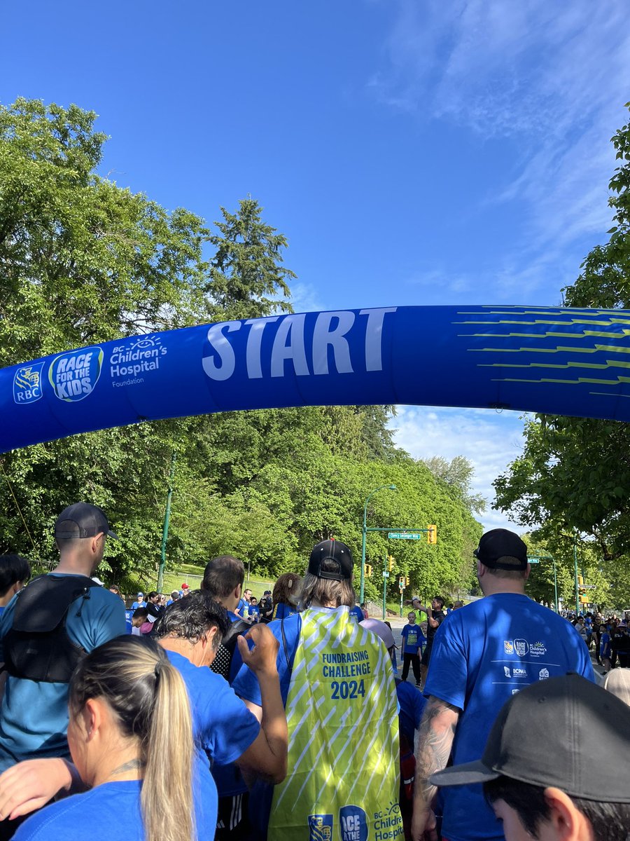 yacobiancavan's tweet photo. もうじきスタート!
BC Children’s Hospital
Race for the Kids💕
#BCChildren’sHospital
#RBCRaceForTheKids
#RaceForTheKids https://t.co/RmhA7yWfBU
