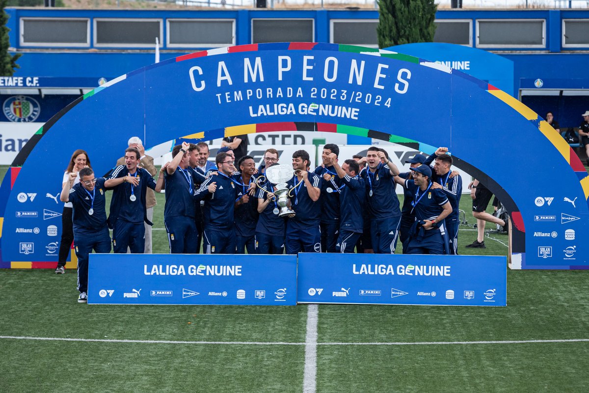 LaLigaCorp's tweet photo. 📍 ¡Finaliza #LALIGAGENUINE!

🏆 Representantes institucionales de LALIGA, el @GetafeCF y de la ciudad participaron en la entrega de premios.

Campeones Deportivos
@RealOviedo 💙🤍
@RCDEspanyol 💙🤍

Campeones de Fair Play
@Burgos_CF 🖤🤍
@CordobaCF_ofi 💚🤍 https://t.co/K8RP4U08Es